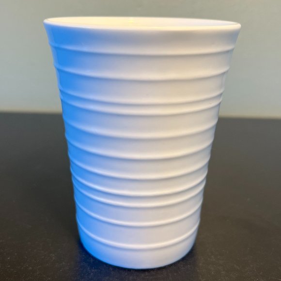 Set of 2  Mikasa SWIRL White Bone China Tapered Ribbed Cups Mugs - Picture 4 of 11